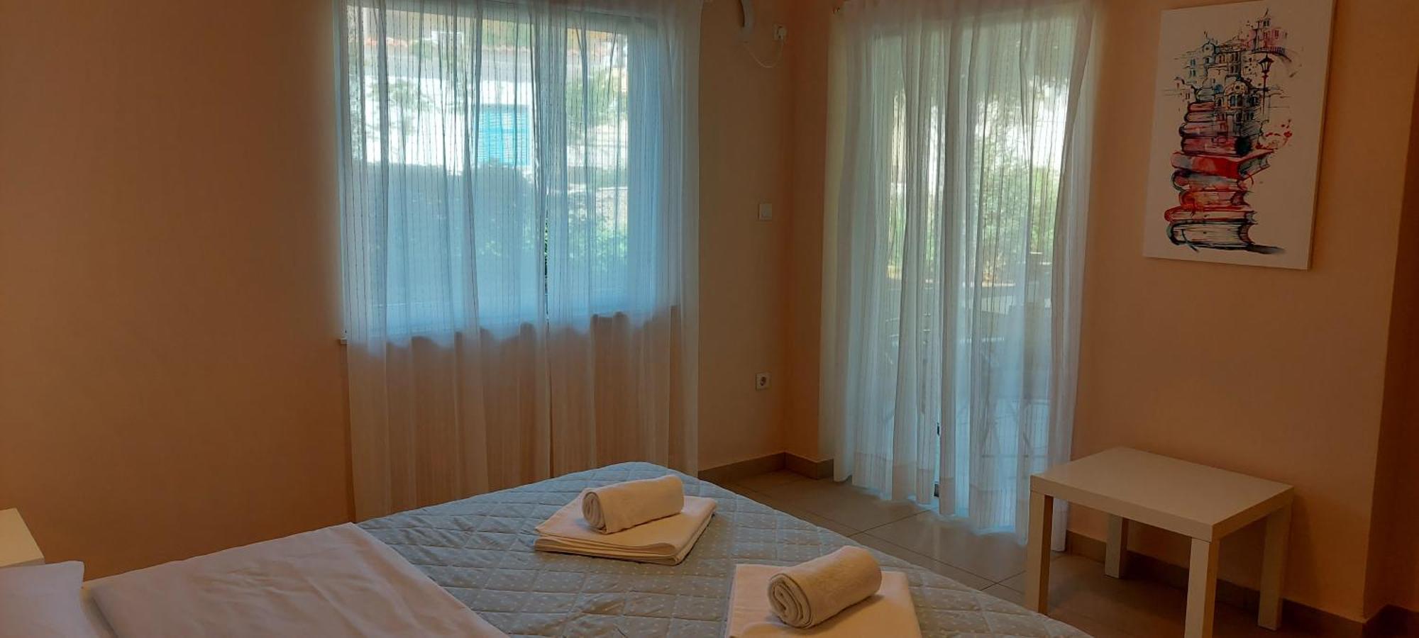 Oikika I 6 Appartement Artemida  Buitenkant foto